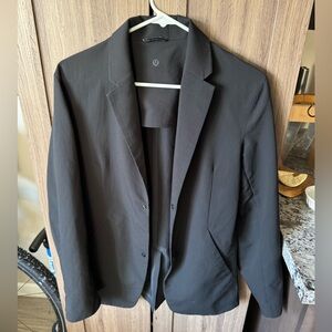 Lululemon New Venture Blazer, size small, in black with snap button front